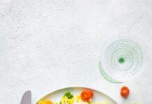 건강한 삶을 위한 식습관과 운동 vegetable salad